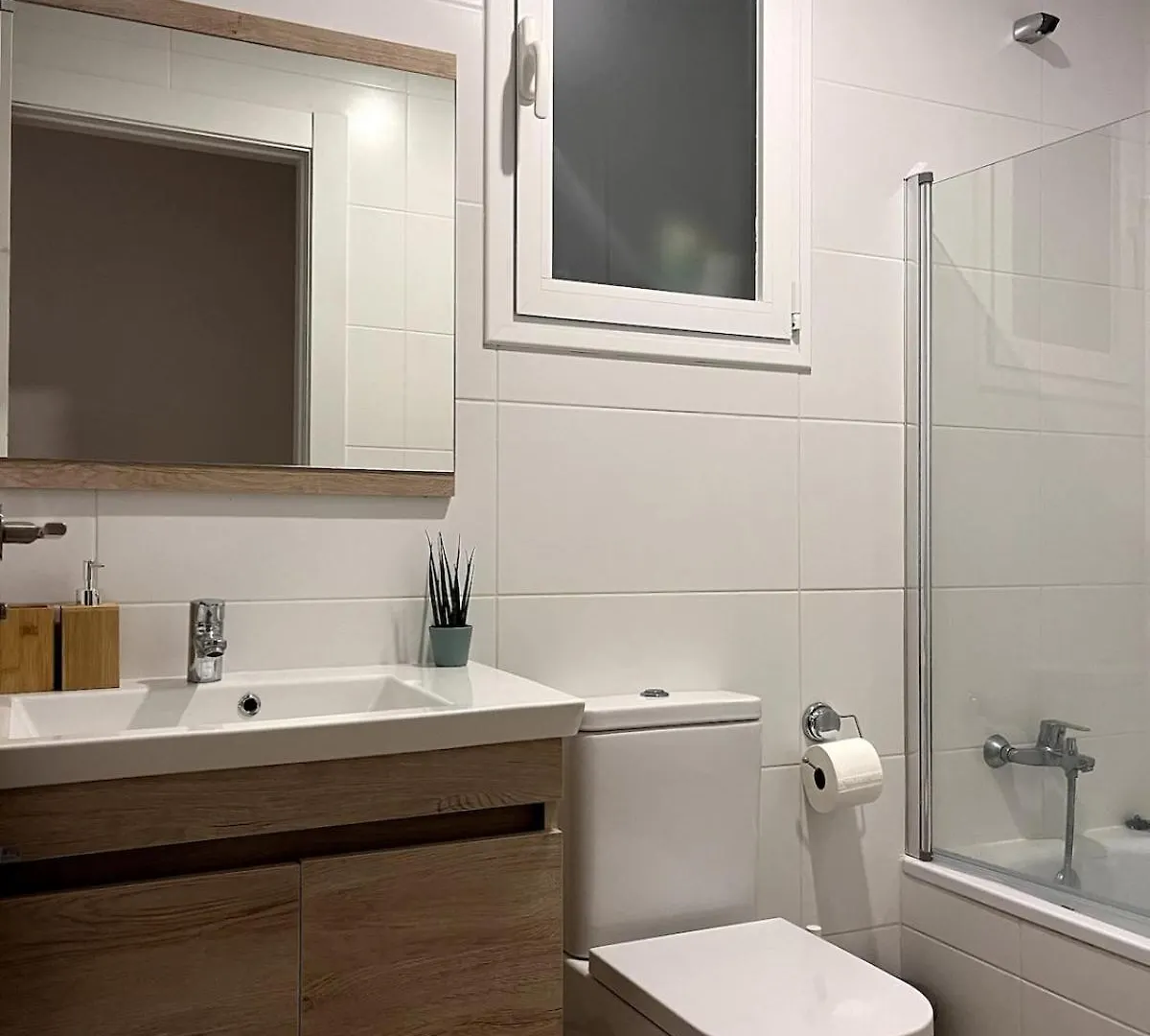 Modern Apartment In Nueva Andalucia Marbella