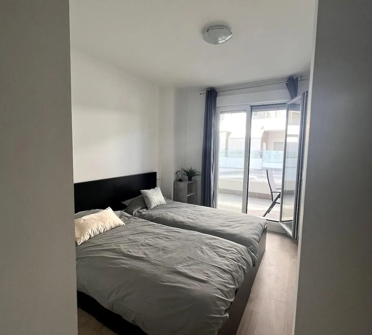Modern Apartment In Nueva Andalucia Marbella 0*,  İspanya
